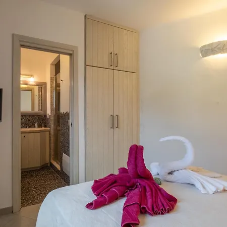 Piscina Privata- Luxury 100m Dalla فيلة